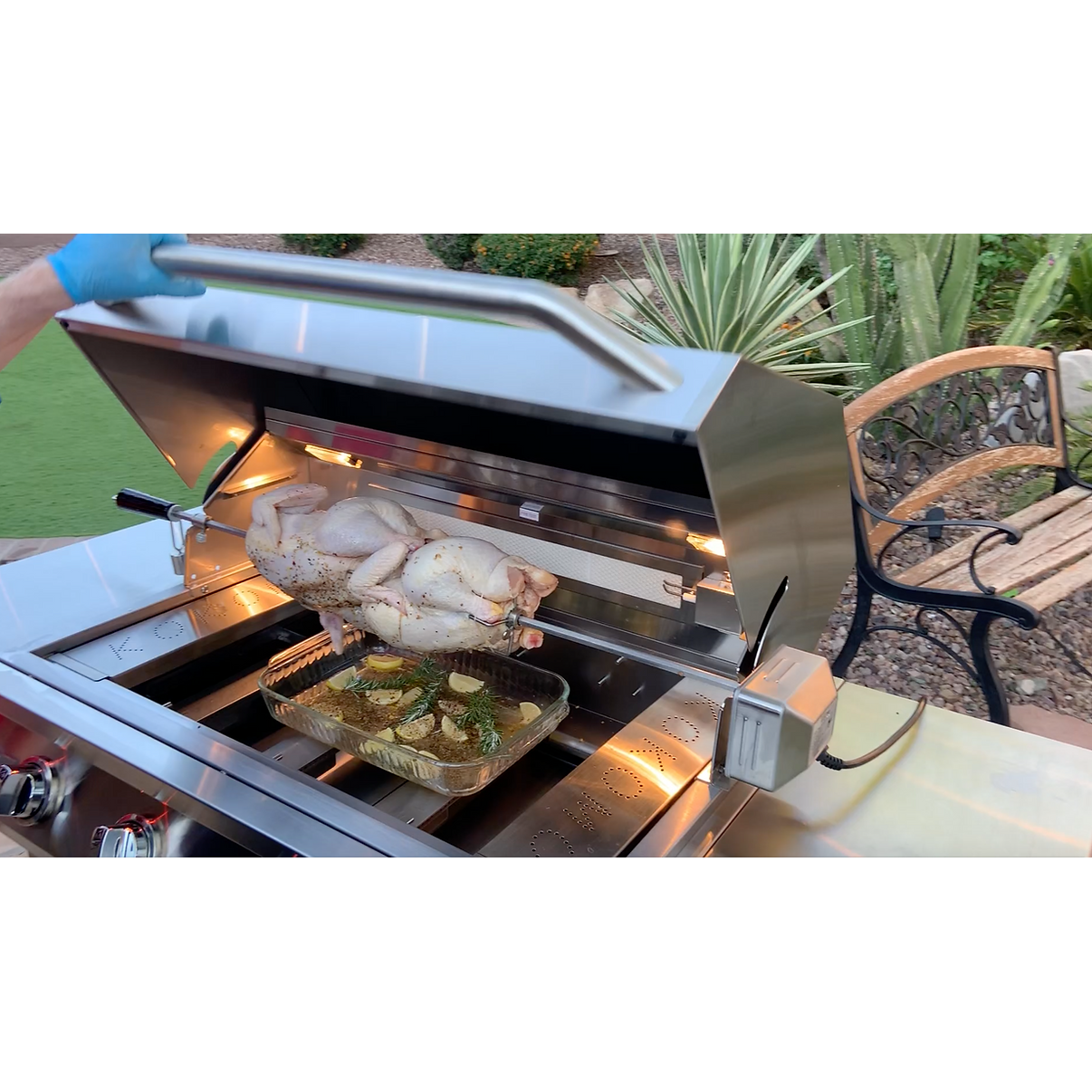 KoKoMo 32” Gas Grill with 4 Burners, Laser-Cut Grates & Back Burner