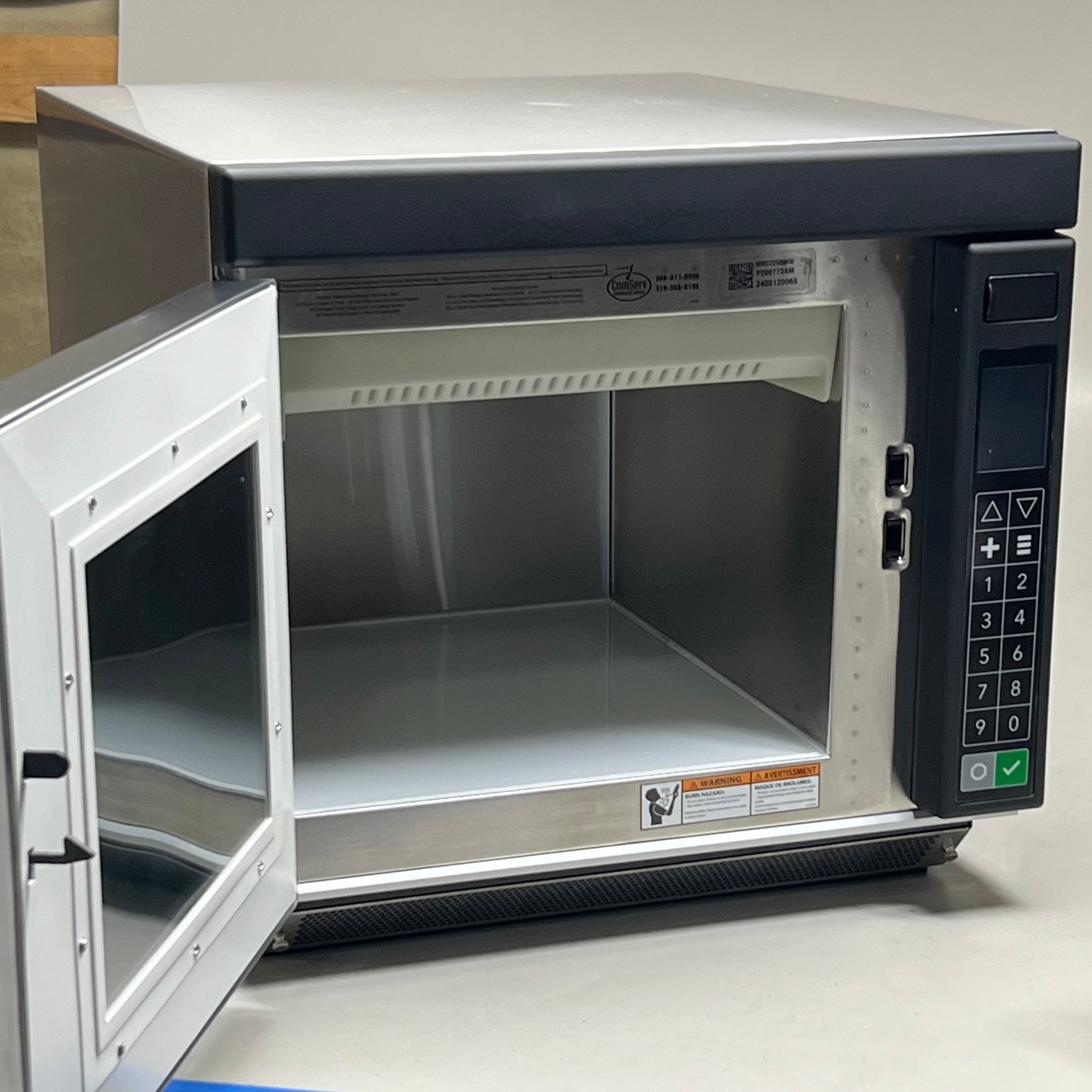 MENUMASTER Commercial Microwave Oven