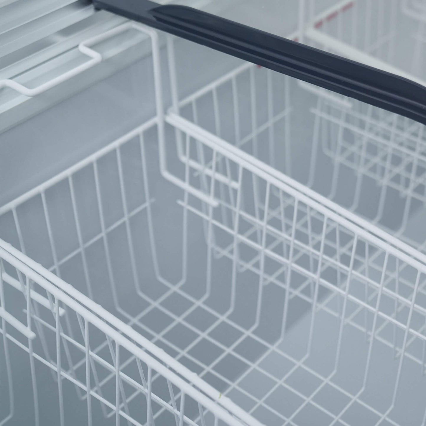 19.3 Cu.Ft Curved-Glass Commercial Display Ice Cream Freezer (SAK81726)