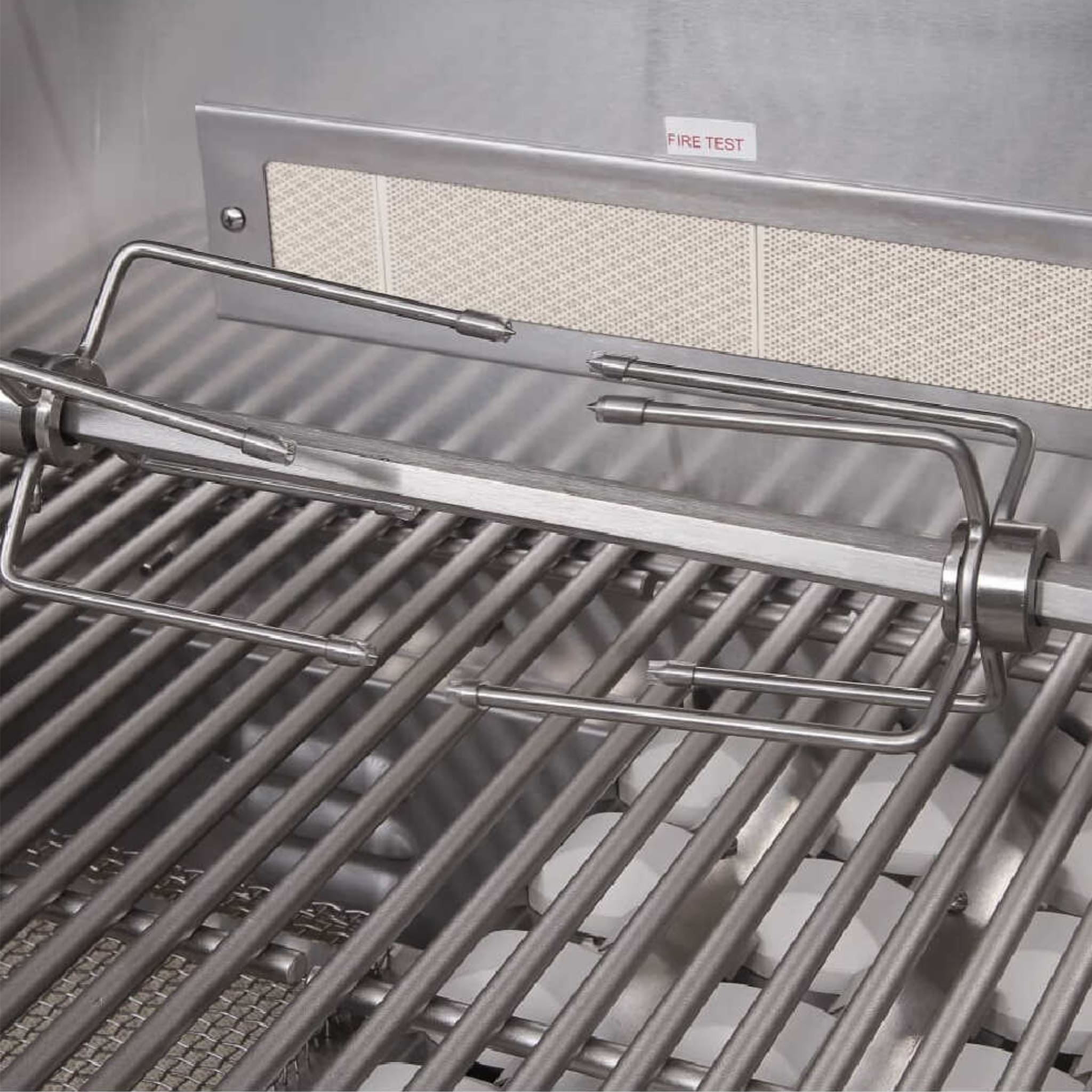 Built-In Outdoor Grill